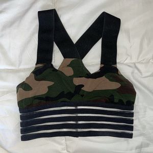 Women’s sports bra